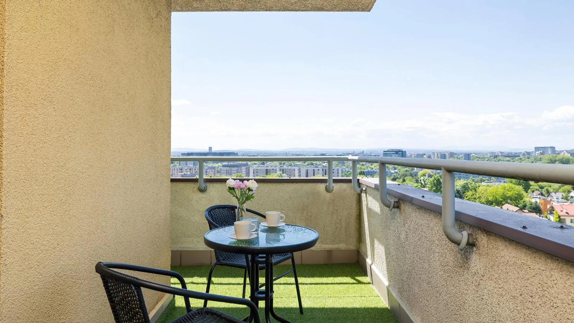 Gamers' Paradise - Modern Apartment With Parking In Cracow By Noclegi Renters Krakow